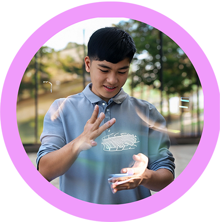 Student hält Hologramm in den Händen